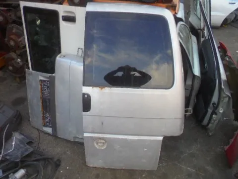 Πόρτα Πίσω Δεξιά Δίφυλλη Με Τζάμι για VW TRANSPORTER (1991 - 1996) (70X) (T4) , (1997 - 2003) (70X) (T4) *Γ* Πόρτα Πίσω Δεξιά Δίφυλλη Με Τζάμι για VW TRANSPORTER (1991 - 1996) (70X) (T4) , (1997 - 2003) (70X) (T4) *Γ*