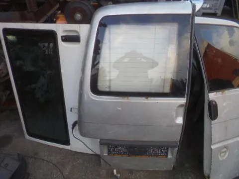 Πόρτα Πίσω Αριστερή Δίφυλλη Με Τζάμι για VW TRANSPORTER (1991 - 1996) (70X) (T4) , (1997 - 2003) (70X) (T4) *Γ* Πόρτα Πίσω Αριστερή Δίφυλλη Με Τζάμι για VW TRANSPORTER (1991 - 1996) (70X) (T4) , (1997 - 2003) (70X) (T4) *Γ*