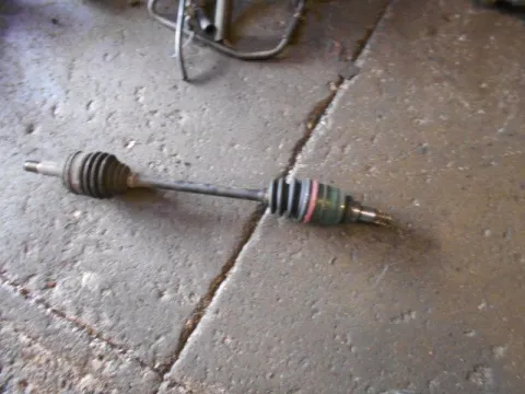 Ημιαξόνιο Εμπρός Αριστερό για TOYOTA YARIS (1999 - 2002) (XP10) Ημιαξόνιο Εμπρός Αριστερό για TOYOTA YARIS (1999 - 2002) (XP10)
