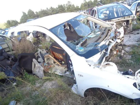 Τροπέτο Πίσω Με Άξονα Με Θολους Και Σασσι για KIA CEED (2009 - 2012) (ED) Hatchback - 5dr *ΔΒ* -  Τροπέτο Πίσω Με Άξονα Με Θολους Και Σασσι για KIA CEED (2009 - 2012) (ED) Hatchback - 5dr *ΔΒ* -