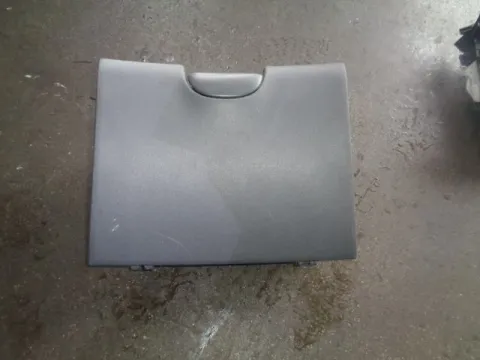 Ντουλαπάκι για TOYOTA YARIS (2003 - 2005) (XP10) *Γ* Ντουλαπάκι για TOYOTA YARIS (2003 - 2005) (XP10) *Γ*