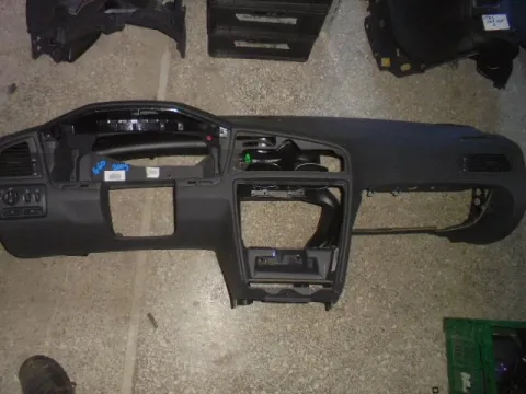 Σετ Αερόσακων Εμπρός (με Ταμπλό) για VOLVO S60 (2000 - 2005) , (2005 - 2009) *Γ* Σετ Αερόσακων Εμπρός (με Ταμπλό) για VOLVO S60 (2000 - 2005) , (2005 - 2009) *Γ*