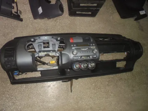 Ταμπλό για HONDA JAZZ (2002 - 2005) (GD) *Γ* Ταμπλό για HONDA JAZZ (2002 - 2005) (GD) *Γ*