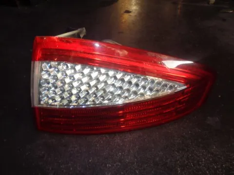 Φανάρι Πίσω Δεξί για FORD MONDEO (2007 - 2010) Mk4a (BA7 - CD345) Liftback - 5dr Φανάρι Πίσω Δεξί για FORD MONDEO (2007 - 2010) Mk4a (BA7 - CD345) Liftback - 5dr