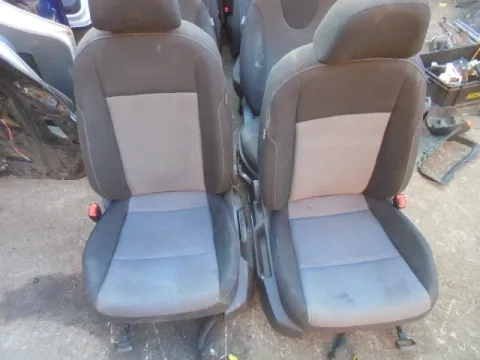 Καθίσματα Εμπρός Με Αερόσακους για VW GOLF (2013 - ) Mk7 (5G) *Α* Καθίσματα Εμπρός Με Αερόσακους για VW GOLF (2013 - ) Mk7 (5G) *Α*