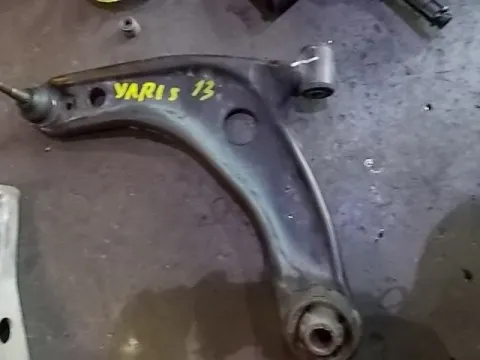 Ψαλίδι Εμπρός Αριστερό για TOYOTA YARIS (2012 - 2014) ( ) Παλέτα 1 *223304* Ψαλίδι Εμπρός Αριστερό για TOYOTA YARIS (2012 - 2014) ( ) Παλέτα 1 *223304*