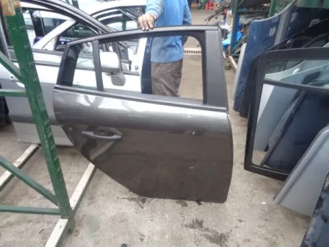 Πόρτα Πίσω Δεξιά για FIAT BRAVO (2007 - 2011) *Γ* Πόρτα Πίσω Δεξιά για FIAT BRAVO (2007 - 2011) *Γ*