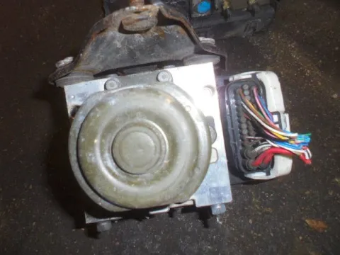 Μονάδα ABS 4451012370 / 8954112160 για TOYOTA COROLLA (1997 - 1999) (A111) , (2000 - 2002) (ZE111) Μονάδα ABS 4451012370 / 8954112160 για TOYOTA COROLLA (1997 - 1999) (A111) , (2000 - 2002) (ZE111)