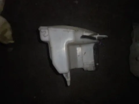 Δοχείο Υαλοκαθαριστήρων Με Μοτέρ για TOYOTA COROLLA (1992 - 1997) (AE100) Δοχείο Υαλοκαθαριστήρων Με Μοτέρ για TOYOTA COROLLA (1992 - 1997) (AE100)