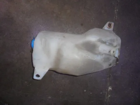 Δοχείο Υαλοκαθαριστήρων Με Μοτέρ για FIAT STILO (2001 - 2006) (192) Δοχείο Υαλοκαθαριστήρων Με Μοτέρ για FIAT STILO (2001 - 2006) (192)