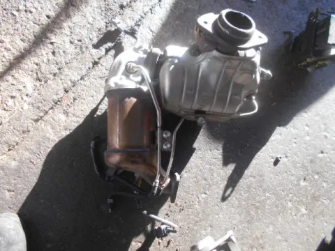 Καταλύτης Εμπρός για TOYOTA YARIS (2012 - 2014) ( ) 1400 Diesel D4-D 90hp (1ND) Καταλύτης Εμπρός για TOYOTA YARIS (2012 - 2014) ( ) 1400 Diesel D4-D 90hp (1ND)