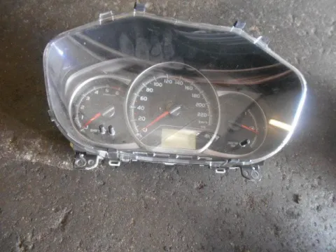 Κοντέρ 1ND για TOYOTA YARIS (2015 - ) Κοντέρ 1ND για TOYOTA YARIS (2015 - )