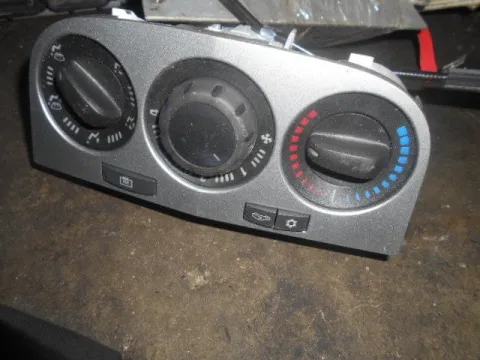 Χειριστήρια Καλοριφέρ για OPEL CORSA (2006 - 2011) D Χειριστήρια Καλοριφέρ για OPEL CORSA (2006 - 2011) D