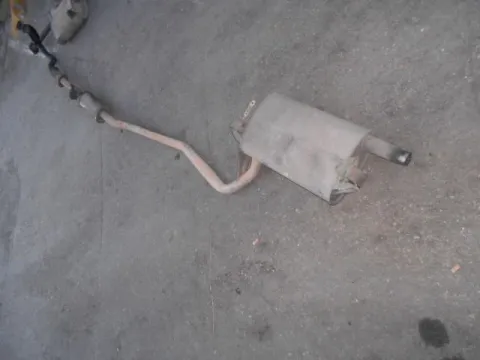Καζανάκι Εξάτμισης Εμπρός για TOYOTA AVENSIS (2000 - 2003) (T220) 2000 (1CD-FTV) diesel 110 (CDT220) D-4D *A* Καζανάκι Εξάτμισης Εμπρός για TOYOTA AVENSIS (2000 - 2003) (T220) 2000 (1CD-FTV) diesel 110 (CDT220) D-4D *A*