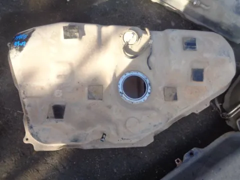 Δεξαμενή Καυσίμου (Ρεζερβουάρ) για TOYOTA YARIS (1999 - 2002) (XP10)  *ΔΒ* Δεξαμενή Καυσίμου (Ρεζερβουάρ) για TOYOTA YARIS (1999 - 2002) (XP10)  *ΔΒ*