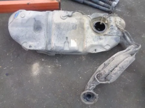 Δεξαμενή Καυσίμου (Ρεζερβουάρ) για PEUGEOT 206 (1998 - 2002) (2A) (2C) (T3E) , (2002 - 2009)  *ΔΒ* Δεξαμενή Καυσίμου (Ρεζερβουάρ) για PEUGEOT 206 (1998 - 2002) (2A) (2C) (T3E) , (2002 - 2009)  *ΔΒ*