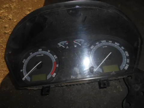 Κοντέρ 6Y0920883B για SKODA FABIA (2000 - 2004) (6Y) Κοντέρ 6Y0920883B για SKODA FABIA (2000 - 2004) (6Y)
