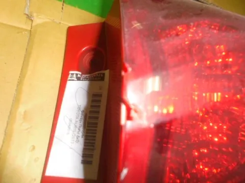 Φανάρι Πίσω Δεξί Ραγισμένο για TOYOTA AURIS (2013 - 2015) - 