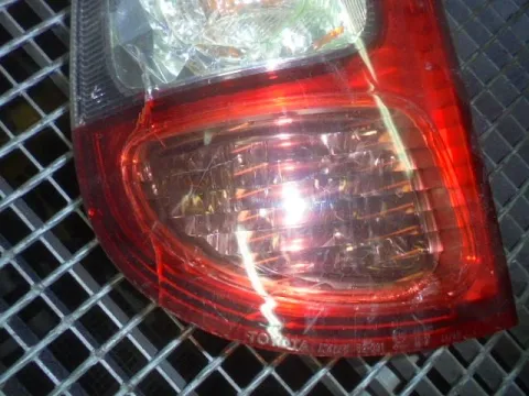 Φανάρι Πίσω Αριστερό Ραγισμένο για TOYOTA YARIS VERSO (2002 - 2004) (XP20) -  Φανάρι Πίσω Αριστερό Ραγισμένο για TOYOTA YARIS VERSO (2002 - 2004) (XP20) -
