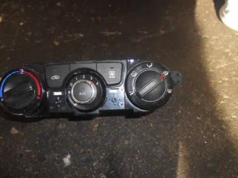 Όργανα Ταμπλό Χειριστήρια Καλοριφέρ για HYUNDAI i20 (2012 - 2015) ( ) Όργανα Ταμπλό Χειριστήρια Καλοριφέρ για HYUNDAI i20 (2012 - 2015) ( )