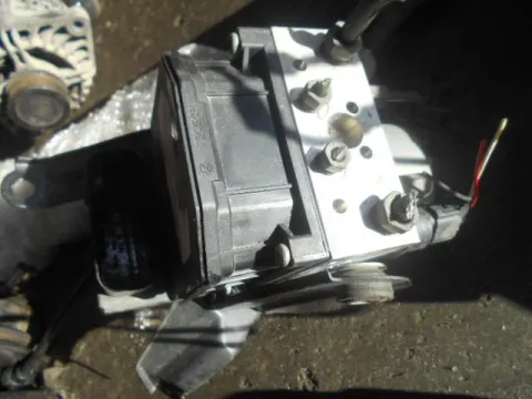 Μονάδα ABS 0265225286 για TOYOTA COROLLA (2004 - 2007) (E120) Μονάδα ABS 0265225286 για TOYOTA COROLLA (2004 - 2007) (E120)