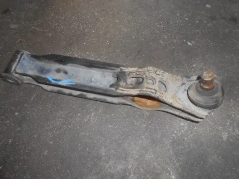 Ψαλίδι Εμπρός Δεξί για CHEVROLET - DAEWOO MATIZ (2005 - 2010) (M200) Ψαλίδι Εμπρός Δεξί για CHEVROLET - DAEWOO MATIZ (2005 - 2010) (M200)
