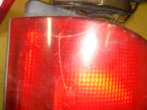 Φανάρι Πίσω Αριστερό Ραγισμένο για TOYOTA HI-ACE (1983 - 1989) (H50-60) -  Φανάρι Πίσω Αριστερό Ραγισμένο για TOYOTA HI-ACE (1983 - 1989) (H50-60) -