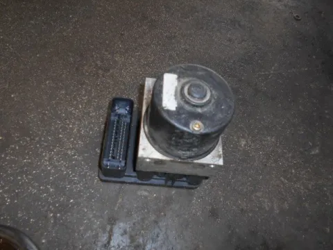 Μονάδα ABS 1C0907379J για VW GOLF (1998 - 2004) Mk4 (1J1) Μονάδα ABS 1C0907379J για VW GOLF (1998 - 2004) Mk4 (1J1)