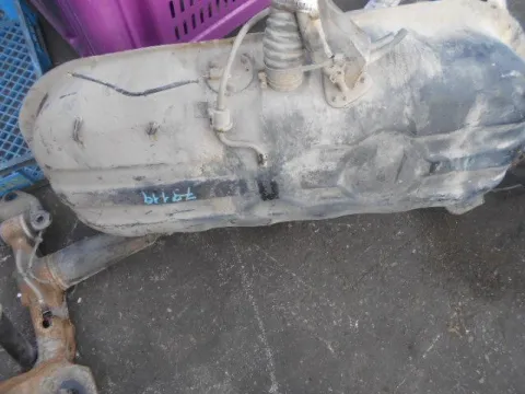 Δεξαμενή Καυσίμου (Ρεζερβουάρ) για MITSUBISHI L200 (1987 -1992) (K10T) (K30T)  *ΔΒ* Δεξαμενή Καυσίμου (Ρεζερβουάρ) για MITSUBISHI L200 (1987 -1992) (K10T) (K30T)  *ΔΒ*