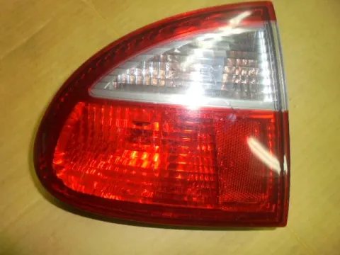 Φανάρι Πίσω Αριστερό Ραγισμένο για SEAT LEON (1999 - 2005) (1MZ) Φανάρι Πίσω Αριστερό Ραγισμένο για SEAT LEON (1999 - 2005) (1MZ)