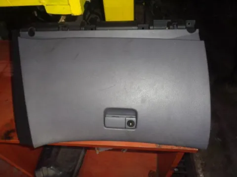 Ντουλαπάκι για NISSAN PRIMERA (2002 - 2007) (P12) *Γ* Ντουλαπάκι για NISSAN PRIMERA (2002 - 2007) (P12) *Γ*