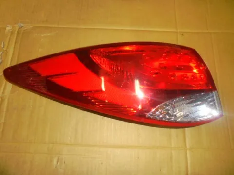 Φανάρι Πίσω Αριστερό για HYUNDAI ix35 TUCSON (2010 - ) (LM) Φανάρι Πίσω Αριστερό για HYUNDAI ix35 TUCSON (2010 - ) (LM)
