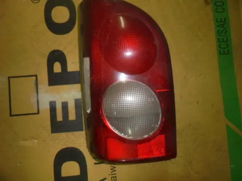 Φανάρι Πίσω Αριστερό για HYUNDAI H-100 (1995 - 1997)