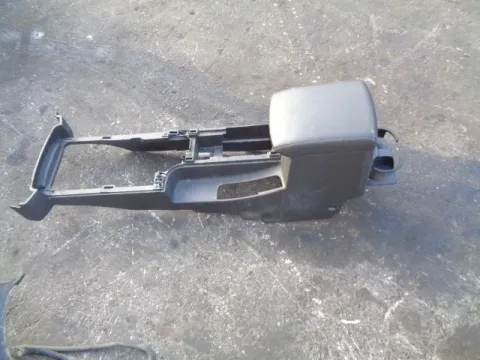 Υποβραχιόνιο(Τεμπέλης) για NISSAN D40 NAVARA (2005 - 2010) , (2010 - 2015) *Γ* Υποβραχιόνιο(Τεμπέλης) για NISSAN D40 NAVARA (2005 - 2010) , (2010 - 2015) *Γ*