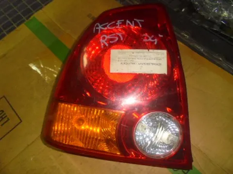 Φανάρι Πίσω Αριστερό για HYUNDAI ACCENT (2003 - 2005) (CG) (LC2) Sedan - 4dr Φανάρι Πίσω Αριστερό για HYUNDAI ACCENT (2003 - 2005) (CG) (LC2) Sedan - 4dr