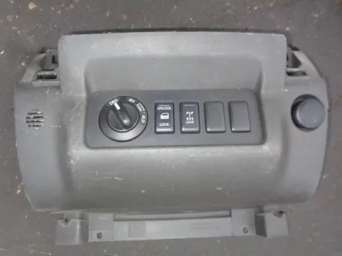 Διακόπτης Τετρακίνησης για NISSAN D40 NAVARA (2005 - 2010) *Δ* Διακόπτης Τετρακίνησης για NISSAN D40 NAVARA (2005 - 2010) *Δ*