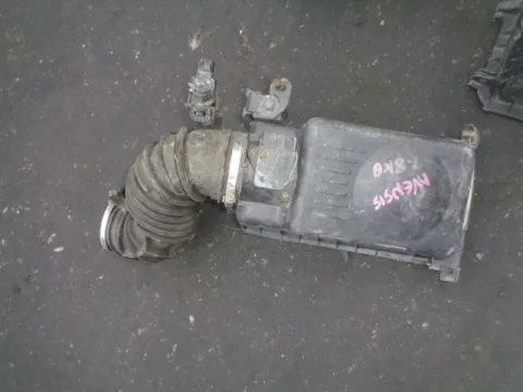 Φιλτροκούτι Άνω 177050D041 με Airflow 1974003010 για TOYOTA AVENSIS (2000 - 2003) (T220) , (2003 - 2006) (T250)  *Δ* Φιλτροκούτι Άνω 177050D041 με Airflow 1974003010 για TOYOTA AVENSIS (2000 - 2003) (T220) , (2003 - 2006) (T250)  *Δ*