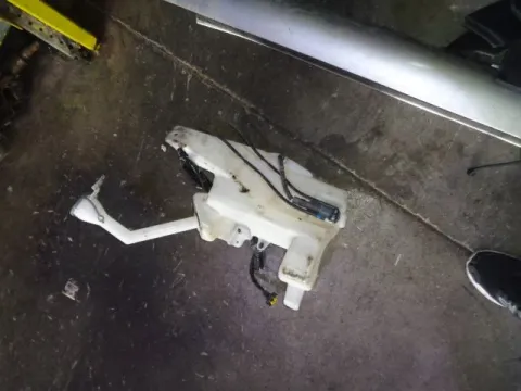 Δοχείο Υαλοκαθαριστήρων Με Μοτέρ για NISSAN QASHQAI (2014 - ) Δοχείο Υαλοκαθαριστήρων Με Μοτέρ για NISSAN QASHQAI (2014 - )