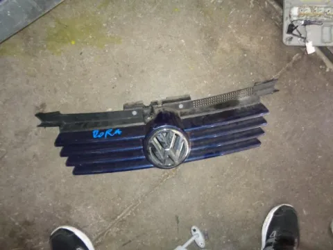 Μάσκα για VW BORA (1998 - 2005) Μάσκα για VW BORA (1998 - 2005)