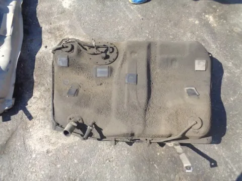 Δεξαμενή Καυσίμου (Ρεζερβουάρ) για TOYOTA AVENSIS (1997 - 2000) (T220) DIESEL *ΔΒ* Δεξαμενή Καυσίμου (Ρεζερβουάρ) για TOYOTA AVENSIS (1997 - 2000) (T220) DIESEL *ΔΒ*