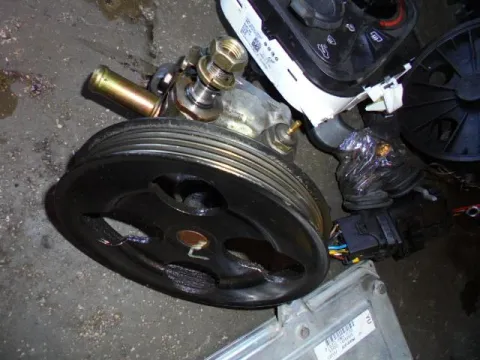 Αντλία Υδραυλικού Τιμονιού για MITSUBISHI LANCER (1997 - 2004) (CK) Αντλία Υδραυλικού Τιμονιού για MITSUBISHI LANCER (1997 - 2004) (CK)