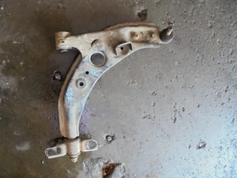 Ψαλίδι Εμπρός Δεξί για MAZDA 323 (2001 - 2003) (BJ) ΠΑΛΕΤΑ *2* *223161* Ψαλίδι Εμπρός Δεξί για MAZDA 323 (2001 - 2003) (BJ) ΠΑΛΕΤΑ *2* *223161*