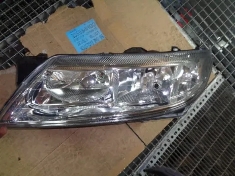 Φανάρι Εμπρός Αριστερό για RENAULT LAGUNA (2001 - 2005) (BG) (KG) Φανάρι Εμπρός Αριστερό για RENAULT LAGUNA (2001 - 2005) (BG) (KG)