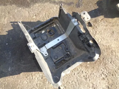 Βάση Μπαταρίας για FORD FIESTA (2008 - 2012) Mk6 (JA8) *Δ* Βάση Μπαταρίας για FORD FIESTA (2008 - 2012) Mk6 (JA8) *Δ*
