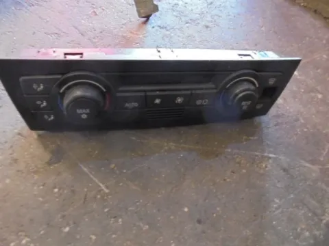 Χειριστήρια Καλοριφέρ για BMW 3 Series (2008 - 2012) (E90-1-2-3 F-L) Χειριστήρια Καλοριφέρ για BMW 3 Series (2008 - 2012) (E90-1-2-3 F-L)