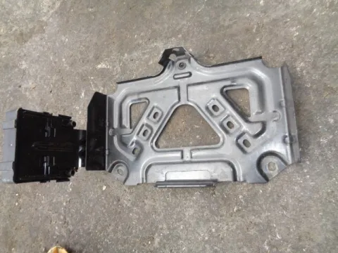 Βάση Μπαταρίας 51782752624 για MINI MINI COOPER (2007 - 2012) Hatchback - 3dr (R56) *Δ*