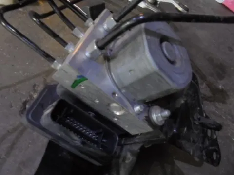 Μονάδα ABS 4451087404 για DAIHATSU TERIOS (2000 - 2005) (J102) Μονάδα ABS 4451087404 για DAIHATSU TERIOS (2000 - 2005) (J102)