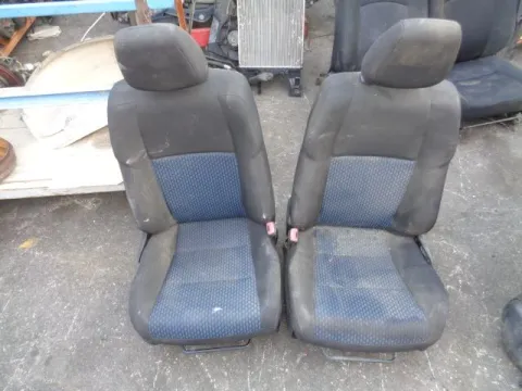 Καθίσματα Σετ Εμπρός Με Αερόσακους για TOYOTA AURIS (2013 - 2015)  *Α* Καθίσματα Σετ Εμπρός Με Αερόσακους για TOYOTA AURIS (2013 - 2015)  *Α*