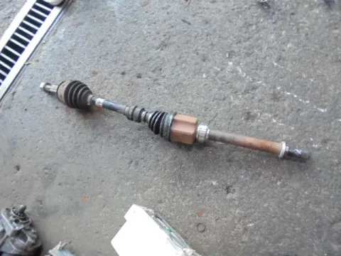 Ημιαξόνιο Εμπρός Δεξί για NISSAN QASHQAI (2014 - ) Ημιαξόνιο Εμπρός Δεξί για NISSAN QASHQAI (2014 - )