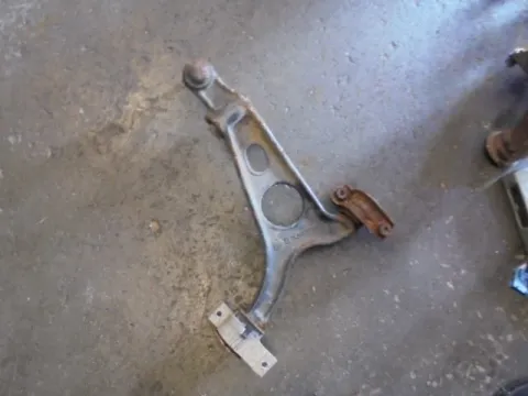 Ψαλίδι Εμπρός Αριστερό για ALFA ROMEO 156 (1997 - 2003) (932) Ψαλίδι Εμπρός Αριστερό για ALFA ROMEO 156 (1997 - 2003) (932)